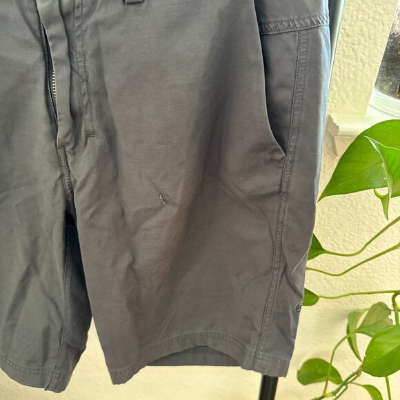 Lululemon Commission Classic-Fit Shorts in Gray Size 30 - Picture 2 of 5